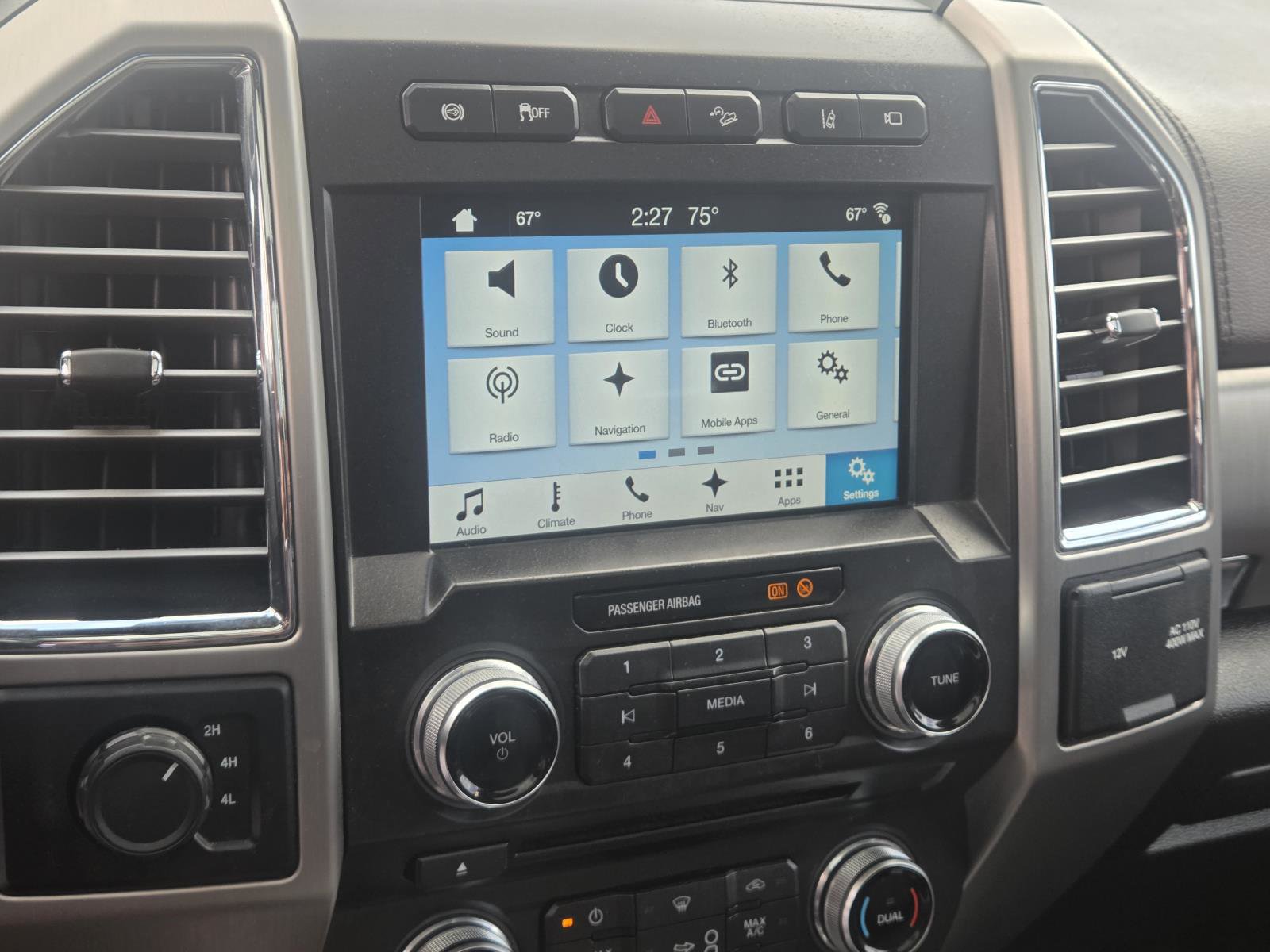 Used 2017 Ford F450 Platinum w/ Platinum Ultimate Package image 14