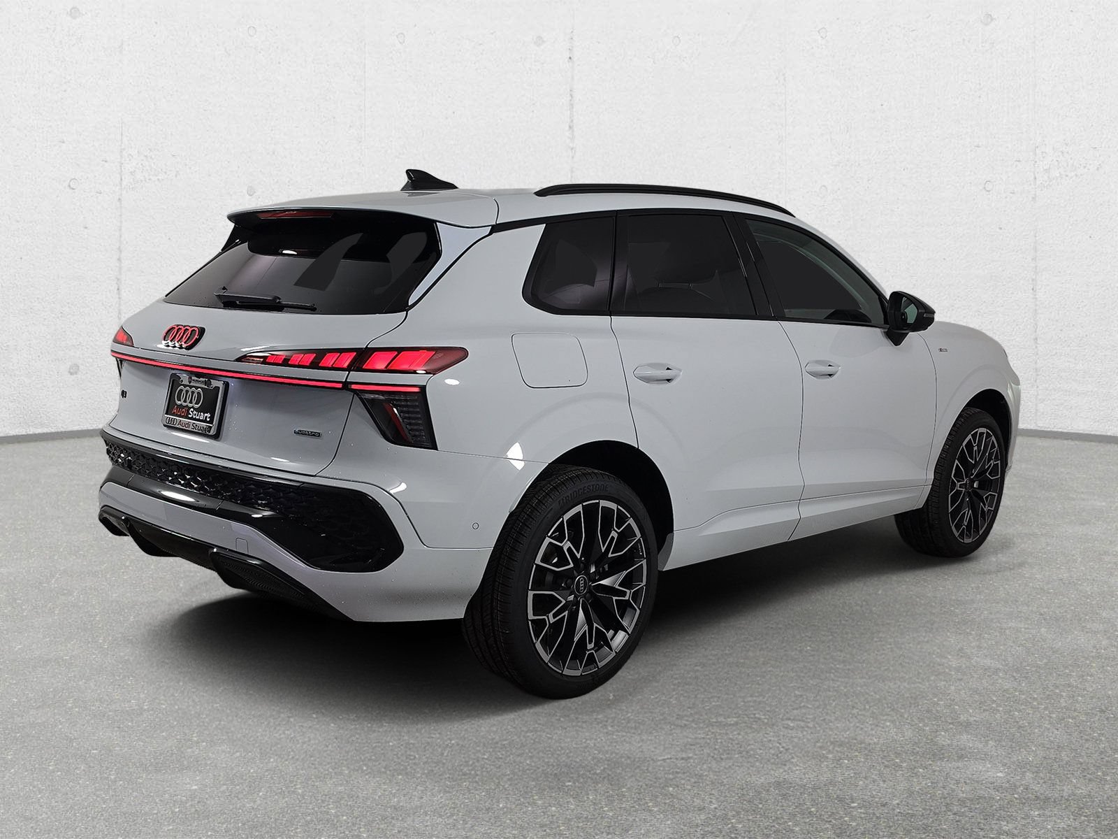 New 2026 Audi Q3 quattro 2.0T AWD/4WD image 6
