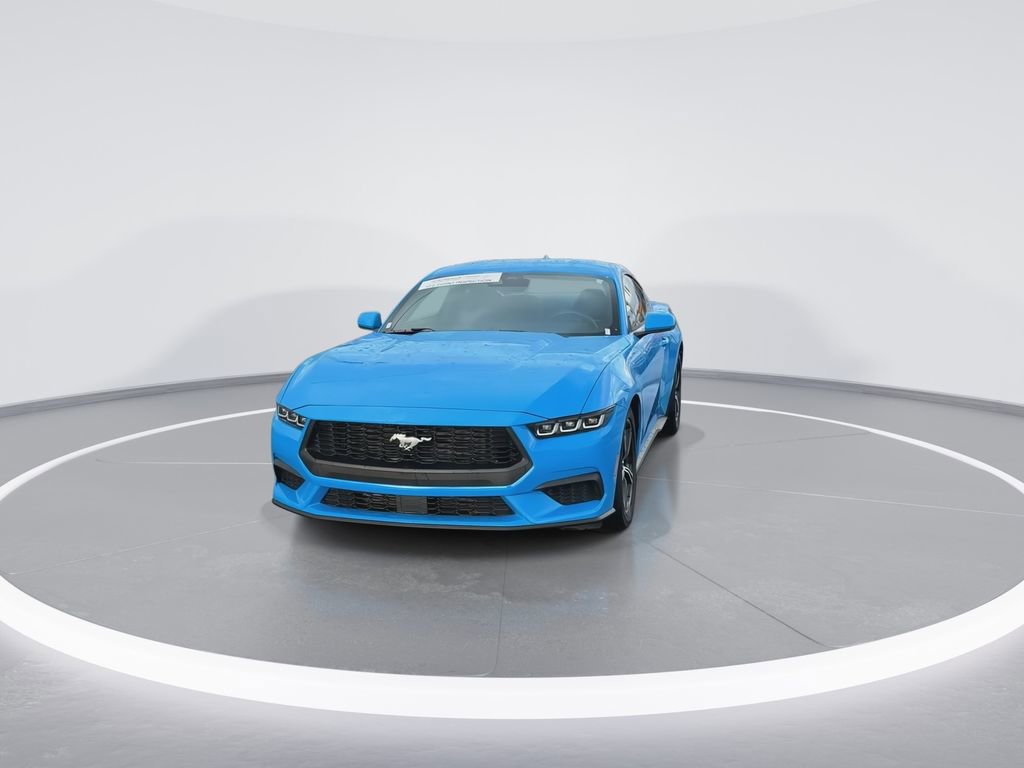Used 2024 Ford Mustang Premium image 3