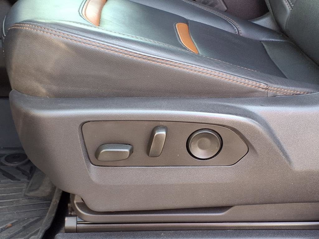 Used 2024 GMC Sierra 2500 AT4 w/ AT4 Premium Plus Package image 12