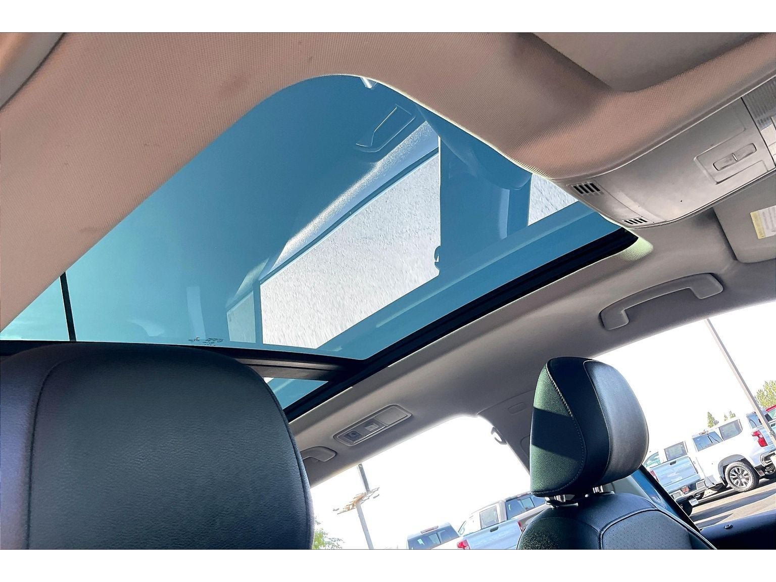 Used 2019 Volkswagen Tiguan SE AWD/4WD image 24
