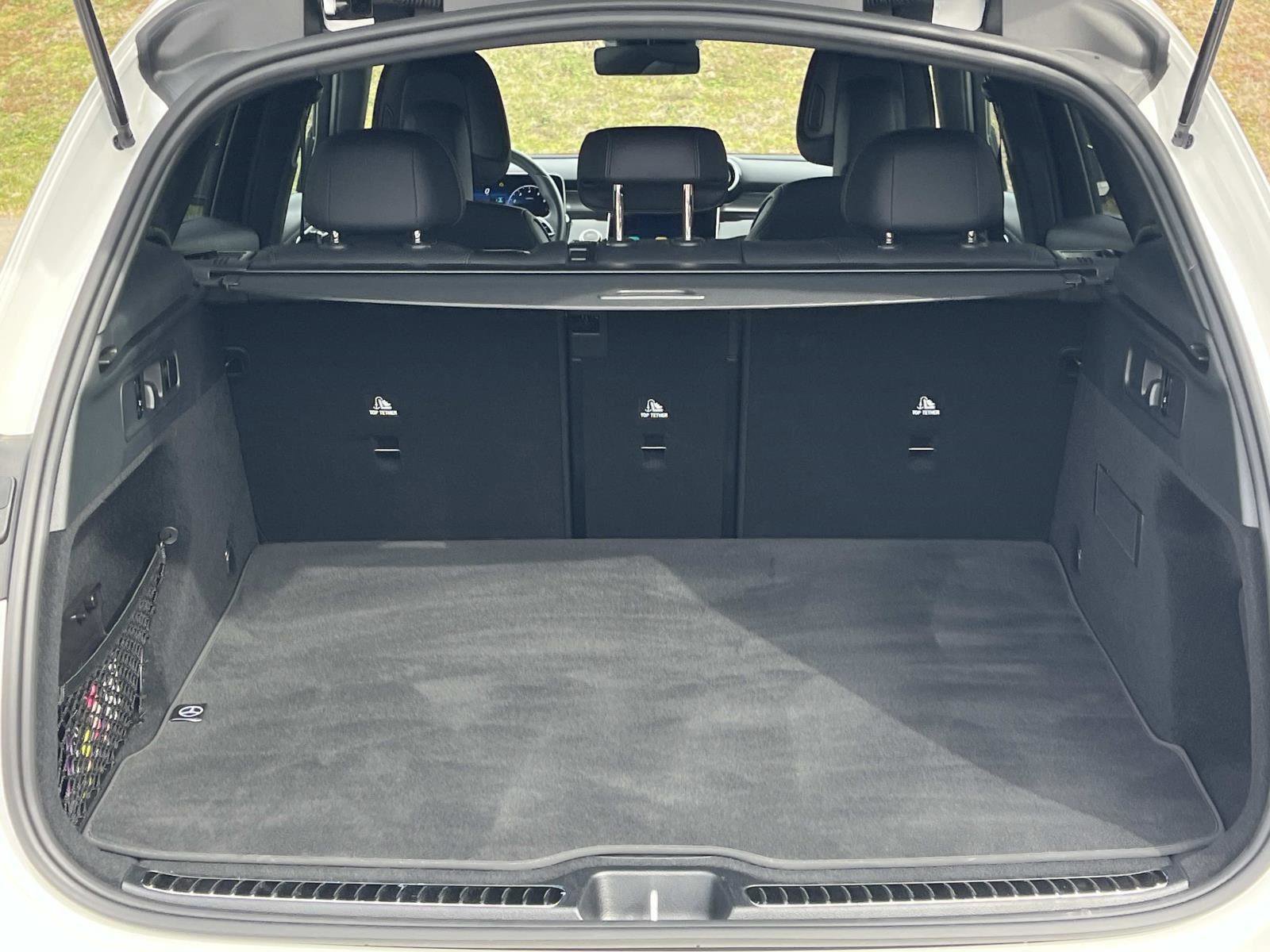 Certified 2025 Mercedes-Benz GLC 300 image 10