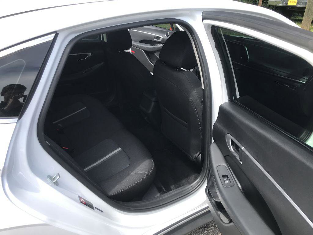 Used 2021 Hyundai Sonata SE image 8