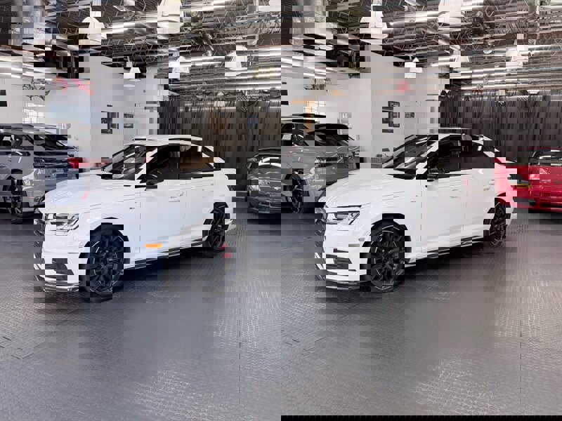 Used 2018 Audi A4 2.0T Premium Plus w/ Premium Plus Package image 4