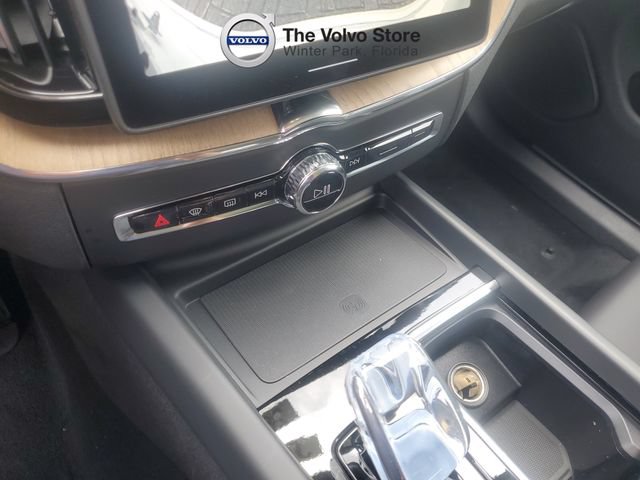 New 2026 Volvo XC60 T8 Plus w/ Protection Package Premier AWD/4WD image 24
