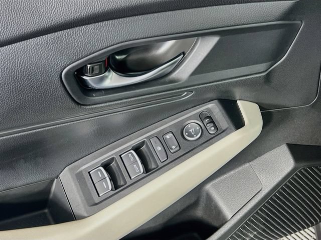 Used 2025 Honda Accord LX image 12
