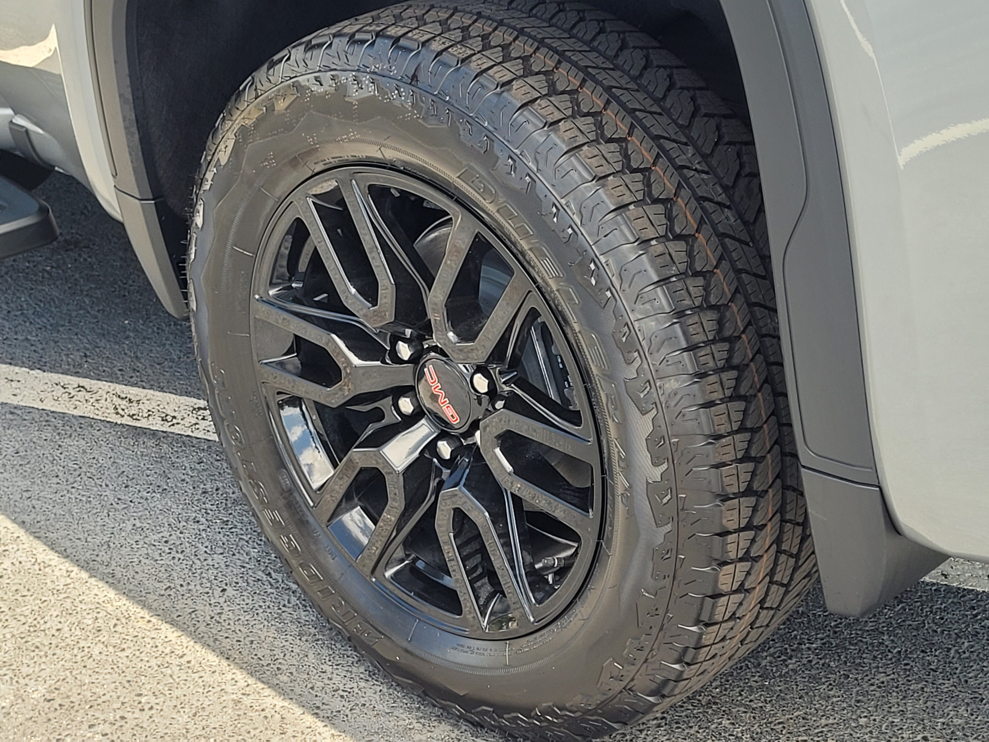 New 2026 GMC Sierra 1500 Elevation w/ Elevation Premium Package AWD/4WD image 7