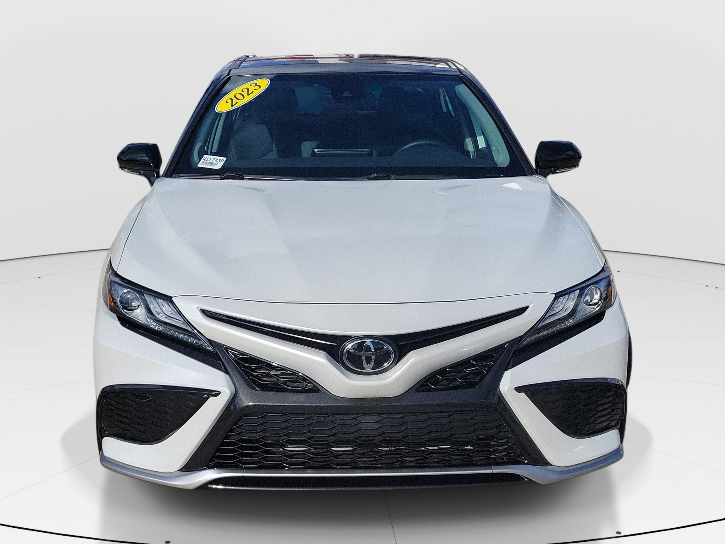 Used 2023 Toyota Camry XSE w/ Navigation Package FWD image 2