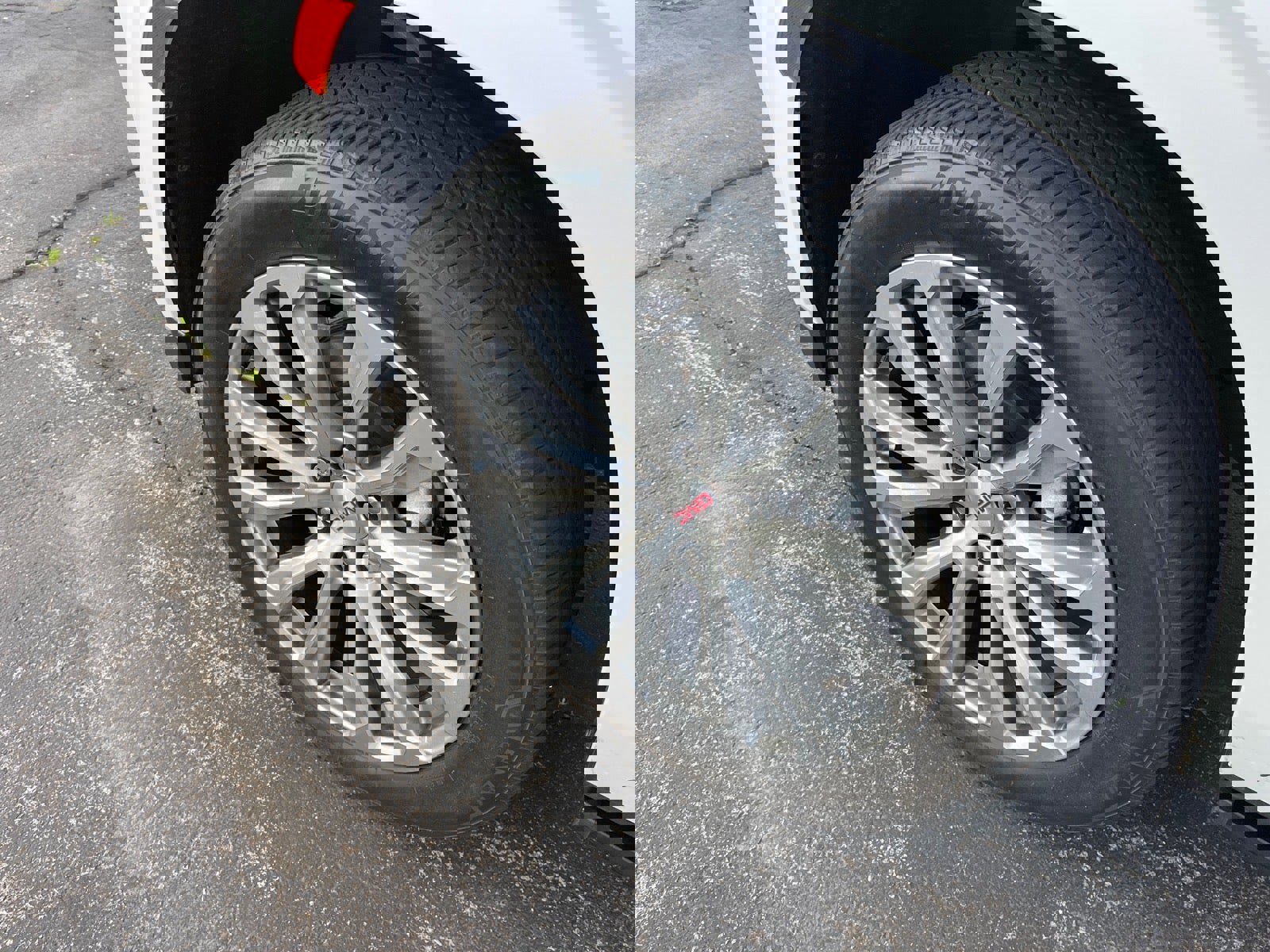 Used 2022 GMC Yukon Denali image 3