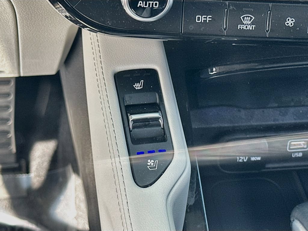 Certified 2024 Kia Telluride SX Prestige AWD/4WD image 21