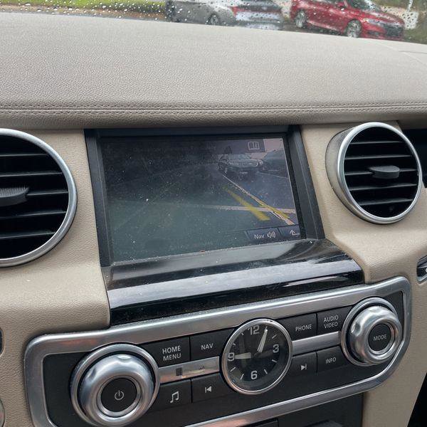 Used 2010 Land Rover LR4 HSE LUX image 17