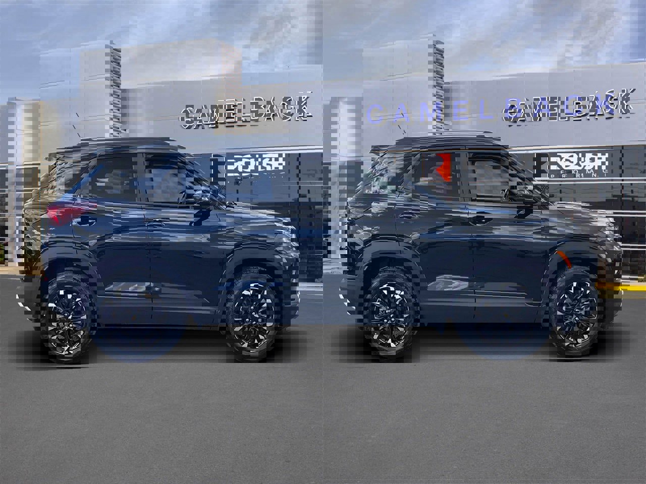 Used 2022 Chevrolet TrailBlazer LT w/ LPO, Blackout Package image 6