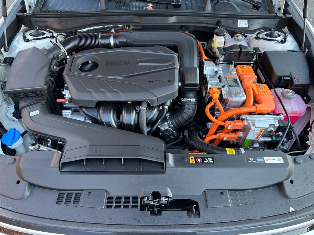 New 2026 Hyundai Sonata Limited FWD image 16