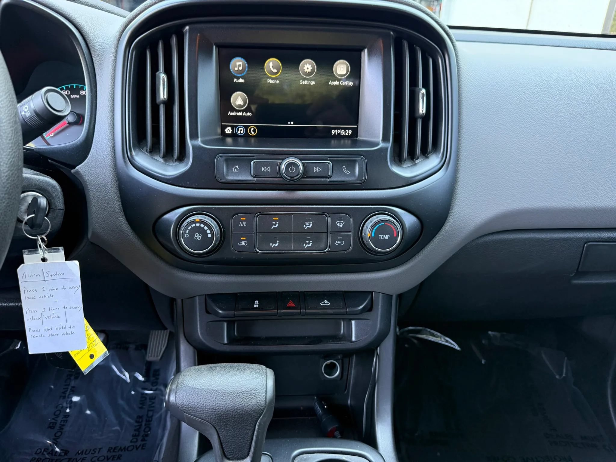 Used 2019 Chevrolet Colorado W/T RWD image 32