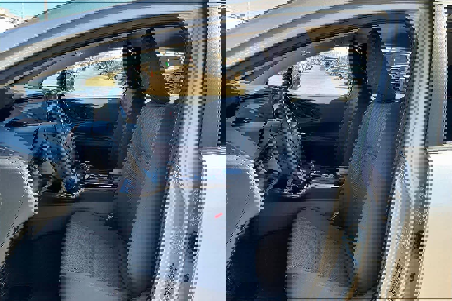 Used 2024 Toyota Prius XLE image 14