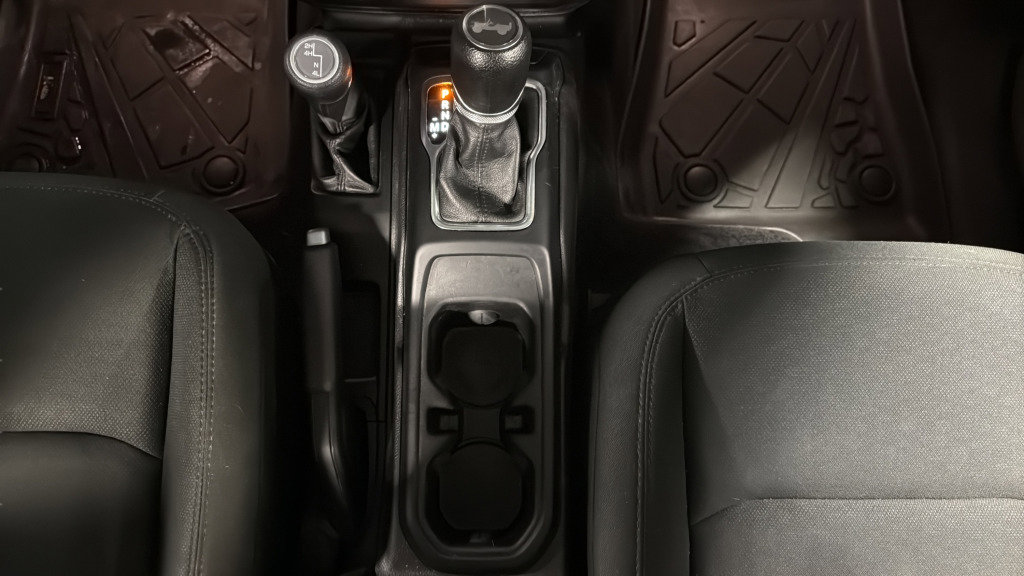 Used 2020 Jeep Wrangler Unlimited Sport S image 30