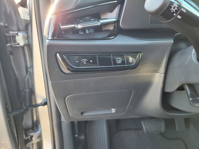 Used 2025 Kia Niro LX image 22