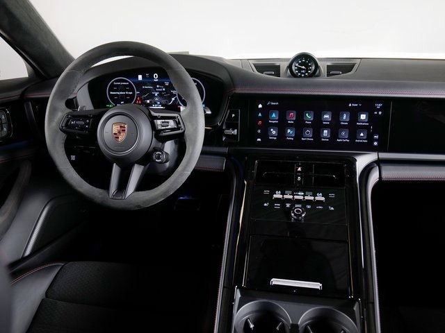 Certified 2025 Porsche Panamera GTS AWD/4WD image 14