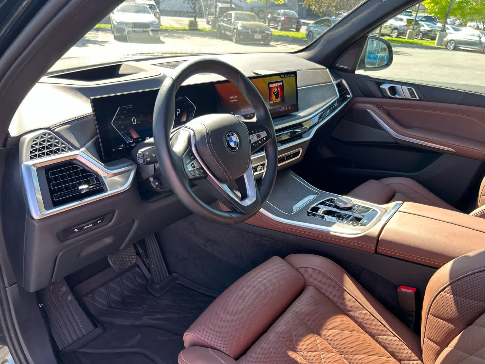 Used 2024 BMW X5 xDrive40i w/ Premium Package image 22