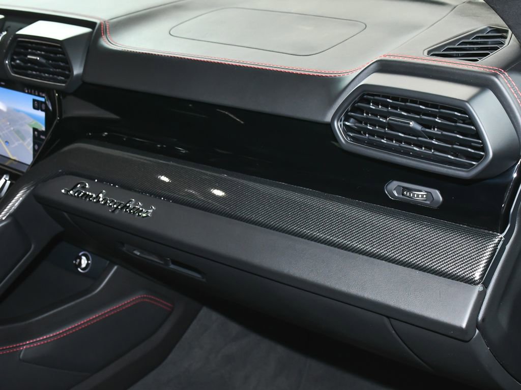 Used 2020 Lamborghini Urus image 67