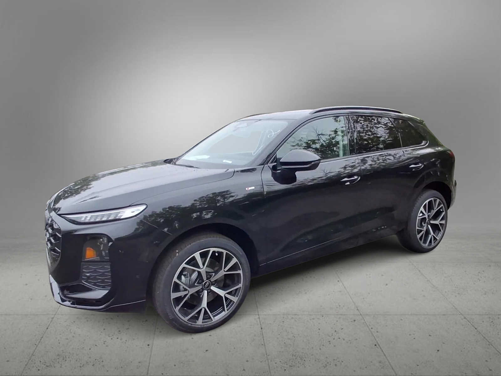New 2026 Audi Q3 quattro 2.0T AWD/4WD image 4