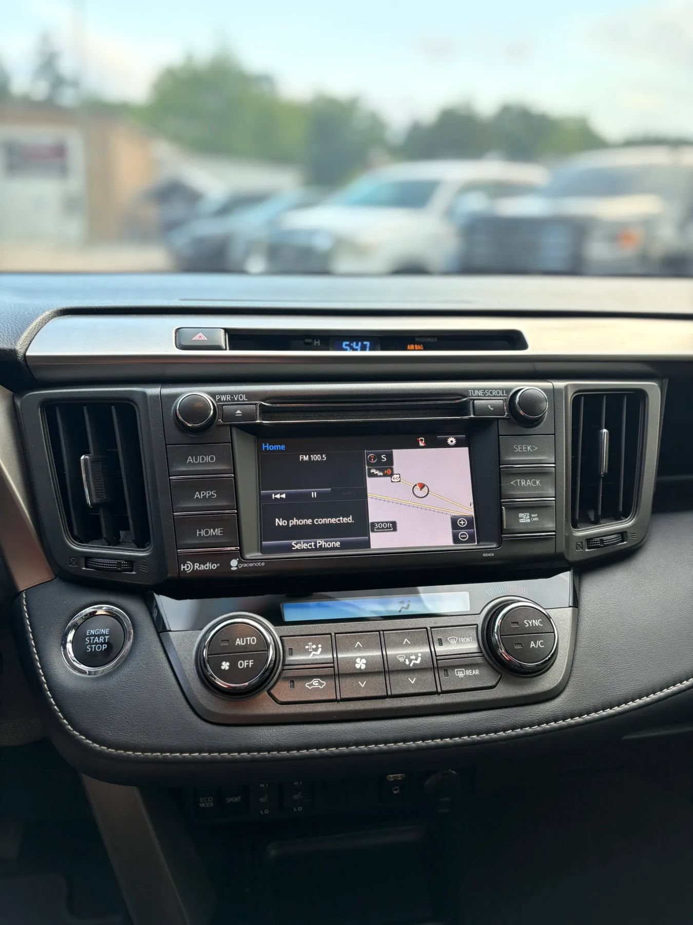 Used 2015 Toyota RAV4 Limited w/ Outdoor Package FWD image 14