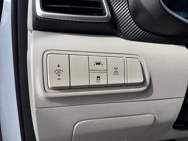 Used 2020 Hyundai Tucson SE image 32