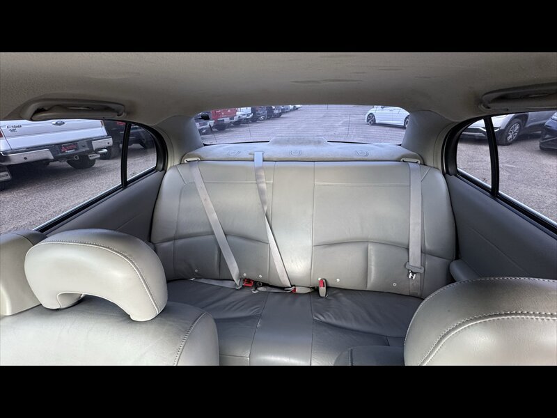 Used 2002 Buick Le Sabre Custom w/ Prestige Pkg FWD image 19