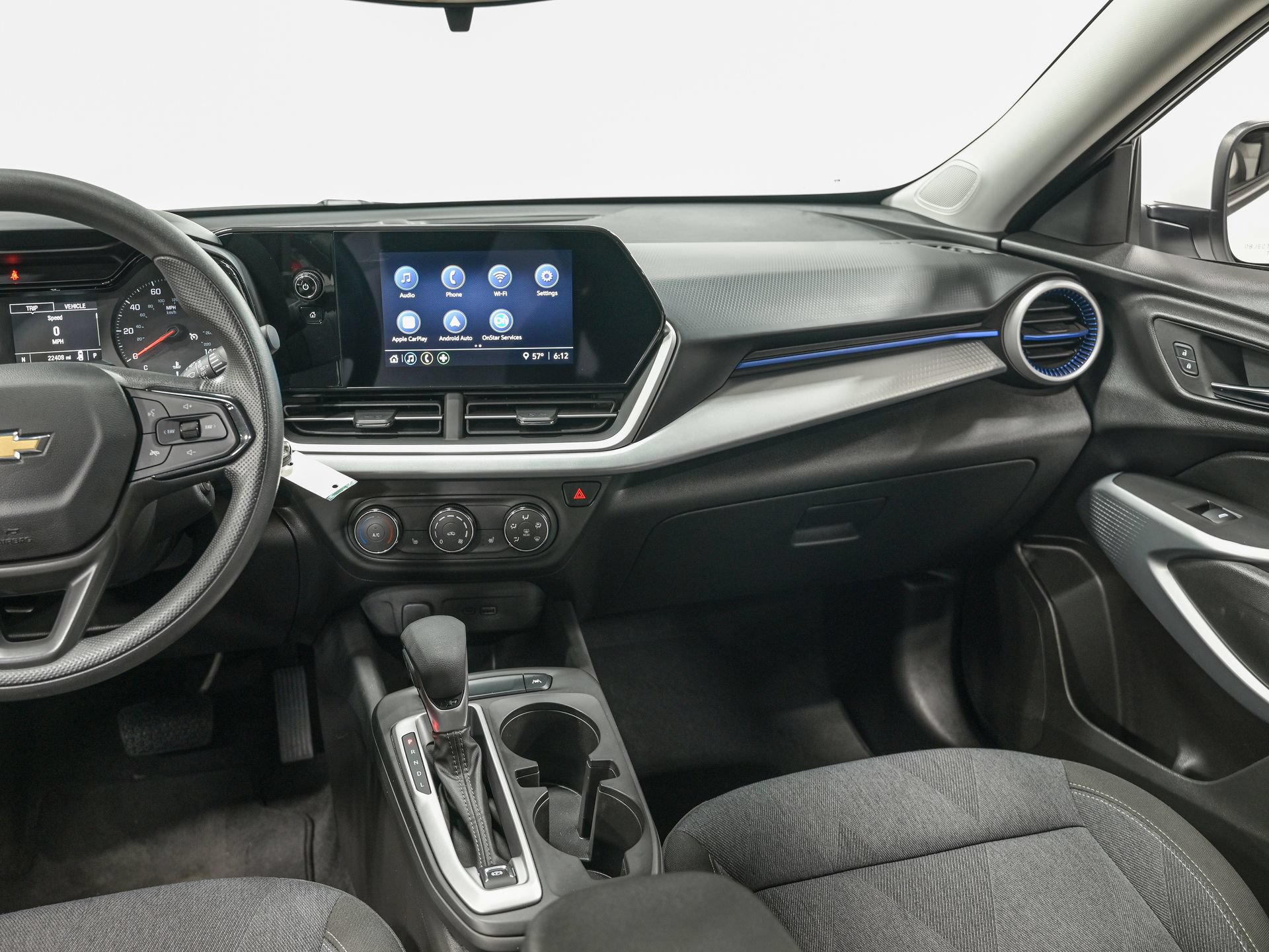 Used 2026 Chevrolet Trax LS w/ LS Convenience Package FWD image 28