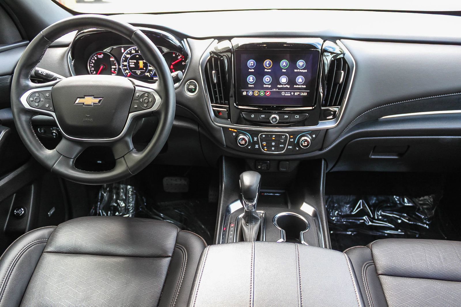 Used 2023 Chevrolet Traverse High Country image 13