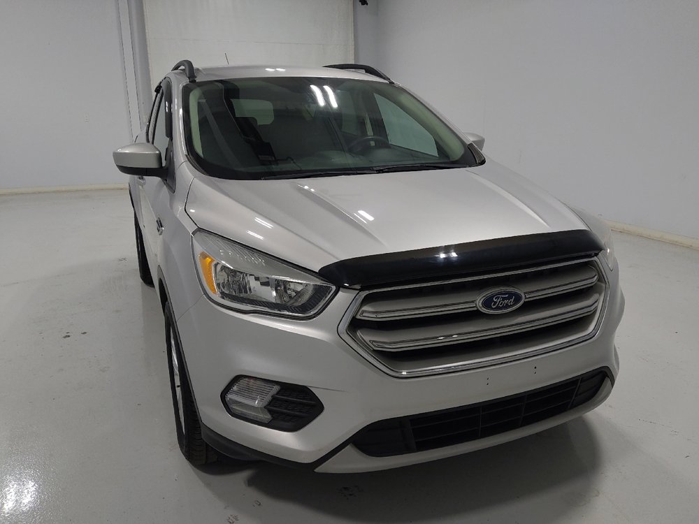 Used 2018 Ford Escape SE image 14
