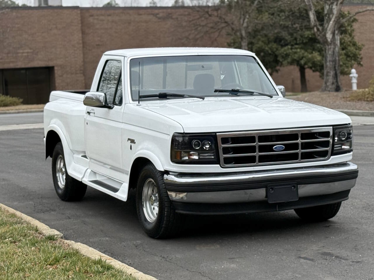 Used 1994 Ford F150 XL RWD image 3