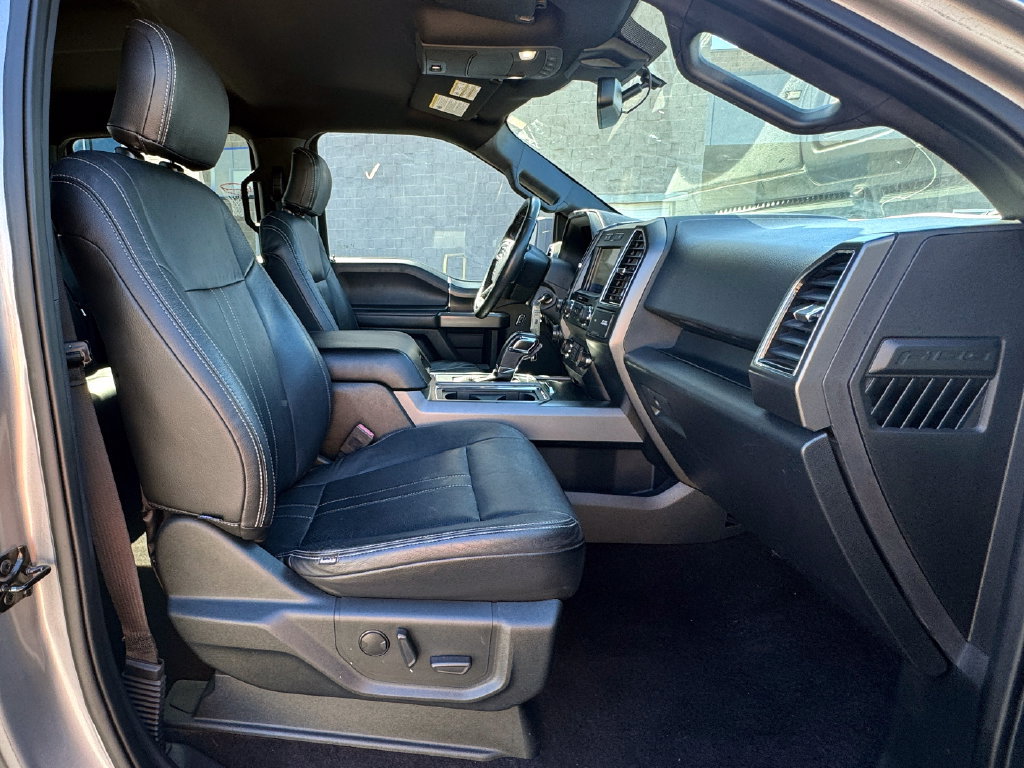 Used 2020 Ford F150 XLT w/ Equipment Group 302A Luxury AWD/4WD image 32