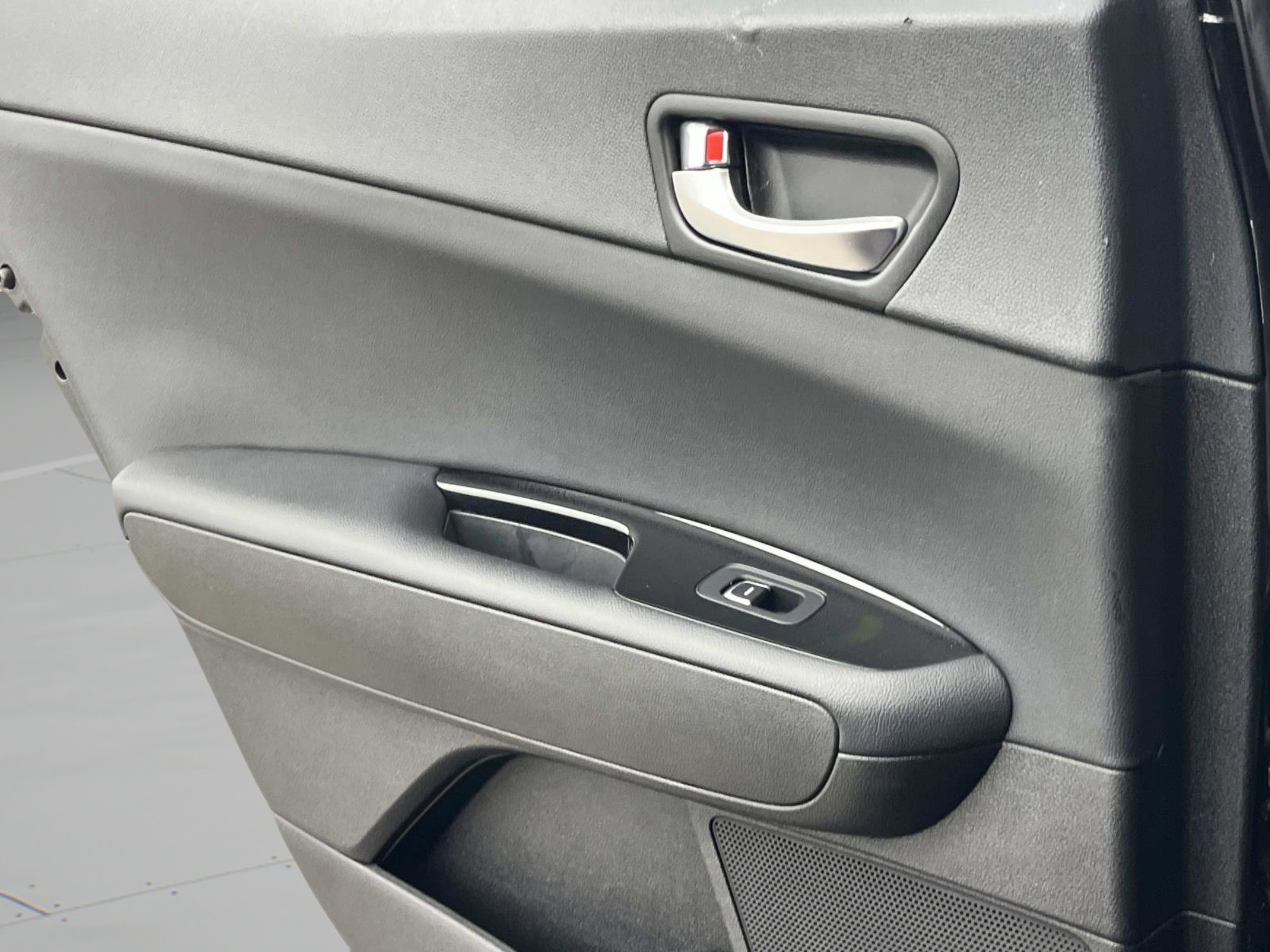 Used 2020 Kia Optima SX image 34