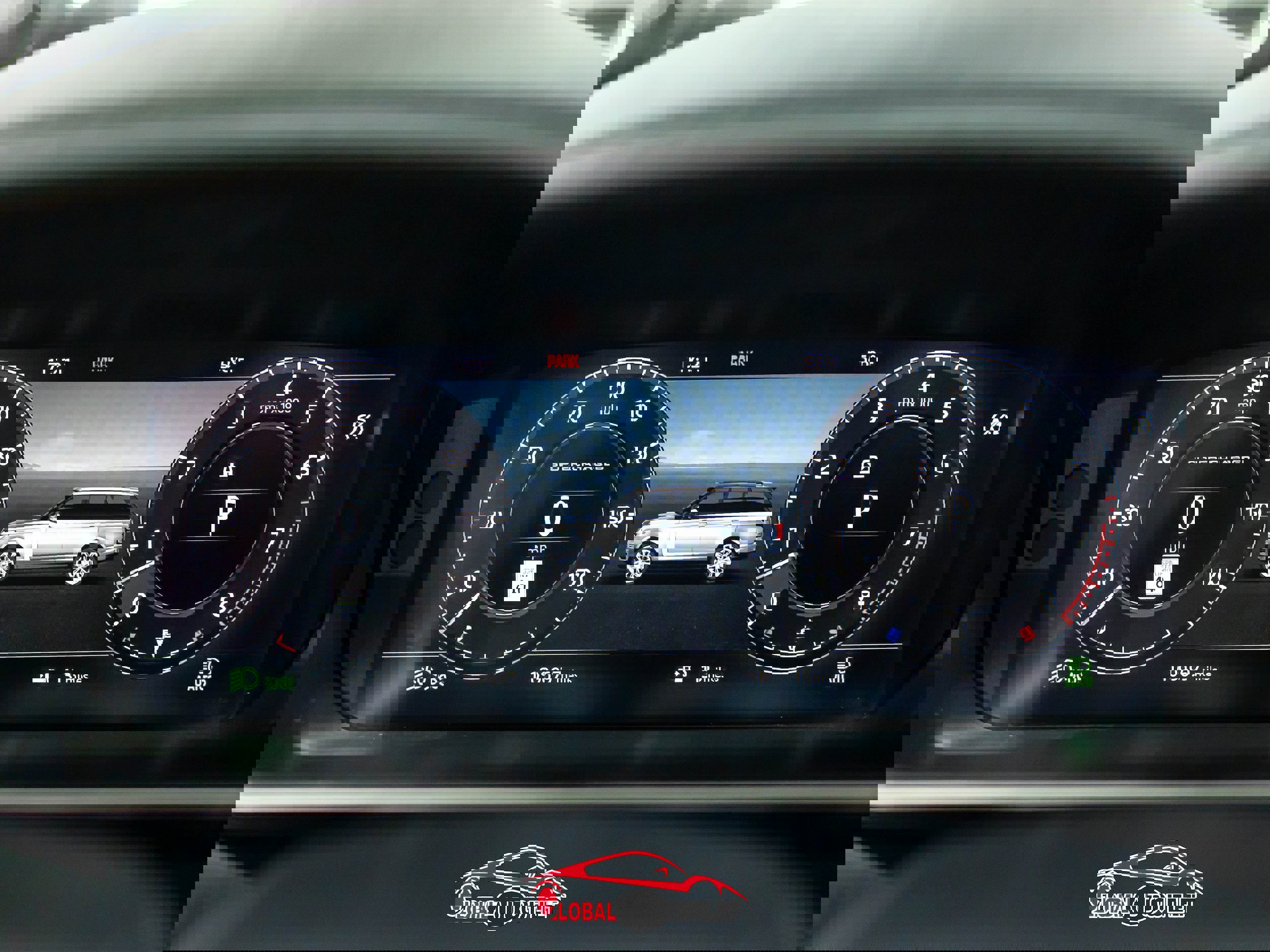 Used 2018 Land Rover Range Rover Long Wheelbase Supercharged image 32