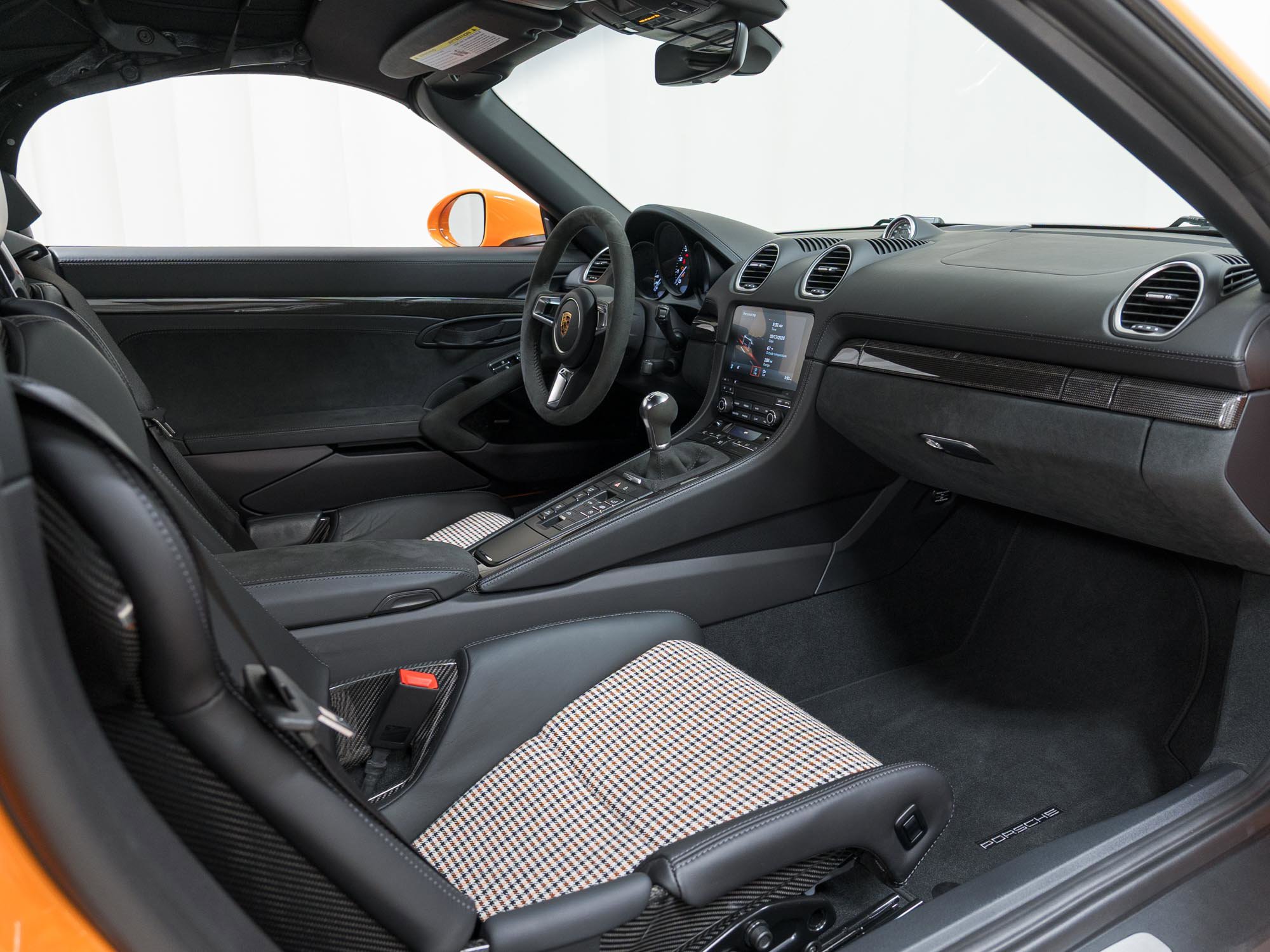 Certified 2021 Porsche 718 Boxster Spyder image 28