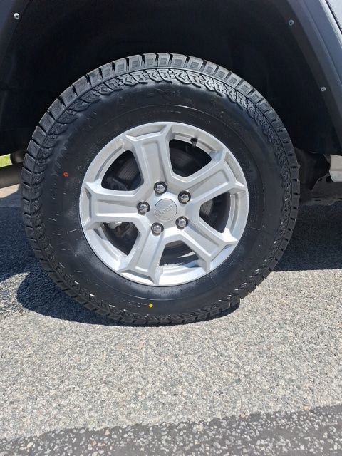 Used 2022 Jeep Wrangler Unlimited Sport image 14