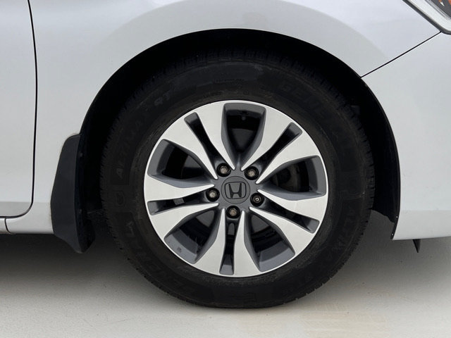 Used 2013 Honda Accord LX image 28