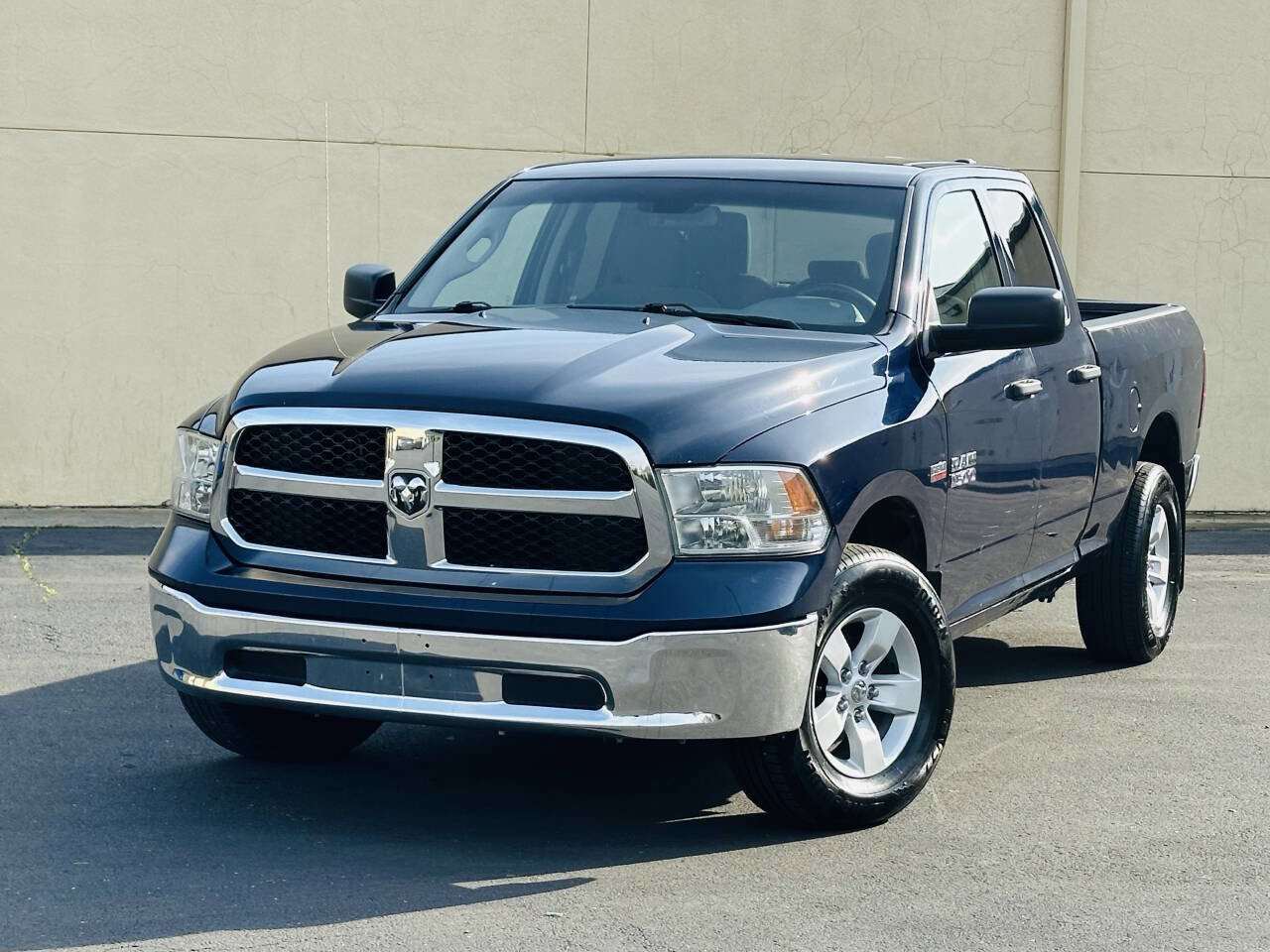 Used 2018 RAM 1500 ST w/ SXT Appearance Group image 3