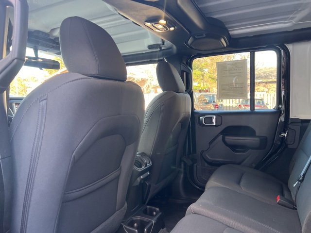 Used 2023 Jeep Wrangler Unlimited Sport image 19