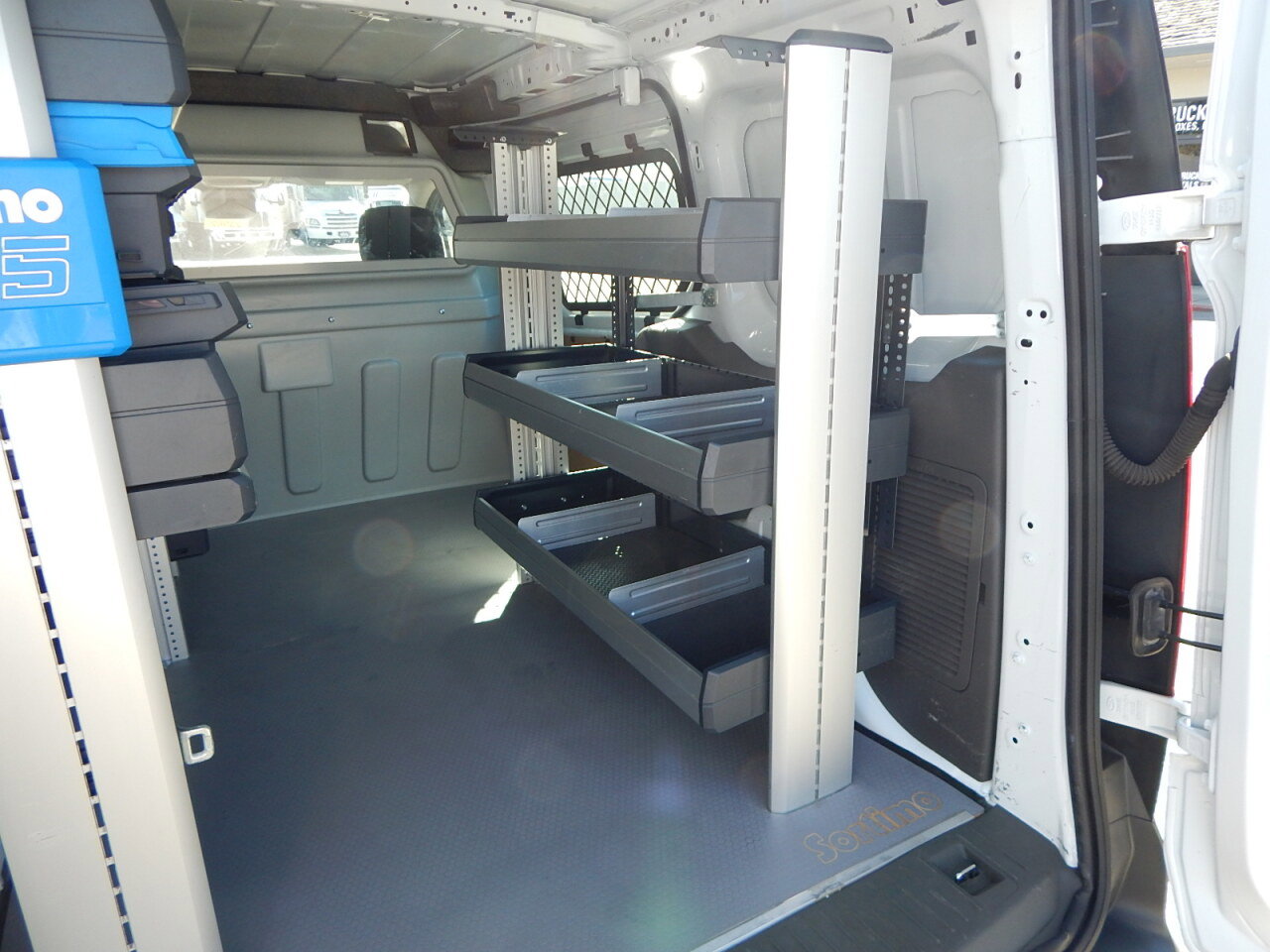 Used 2021 Ford Transit Connect XL image 13