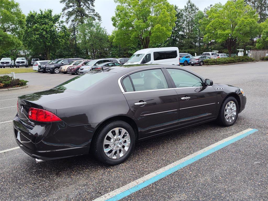 Used 2009 Buick Lucerne CXL w/ Driver Confidence Package FWD image 3