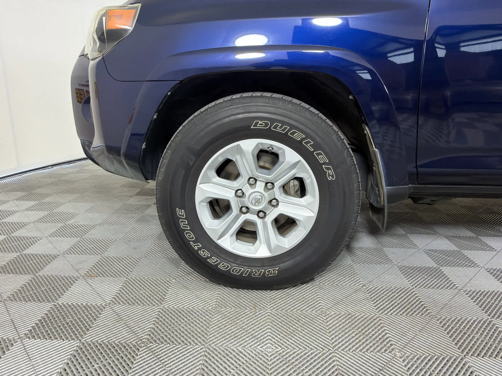 Used 2014 Toyota 4Runner SR5 RWD image 10