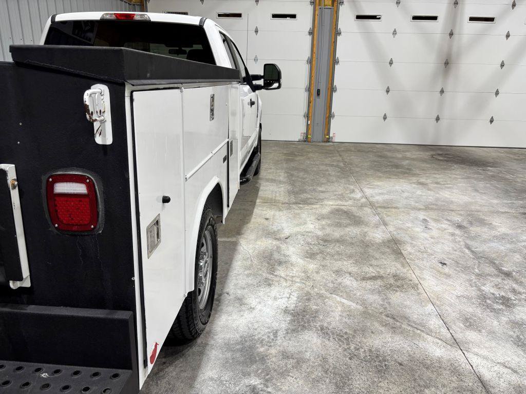 Used 2017 Ford F250 XL w/ Power Equipment Group AWD/4WD image 10