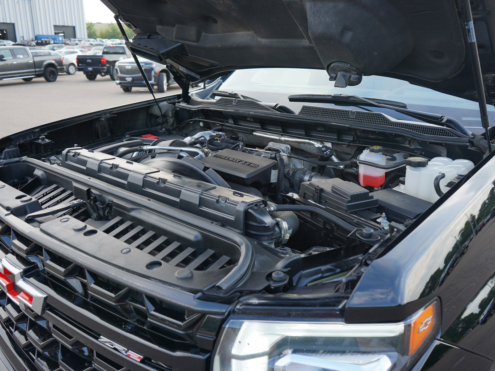 Used 2024 Chevrolet Silverado 2500 ZR2 w/ Technology Package image 37