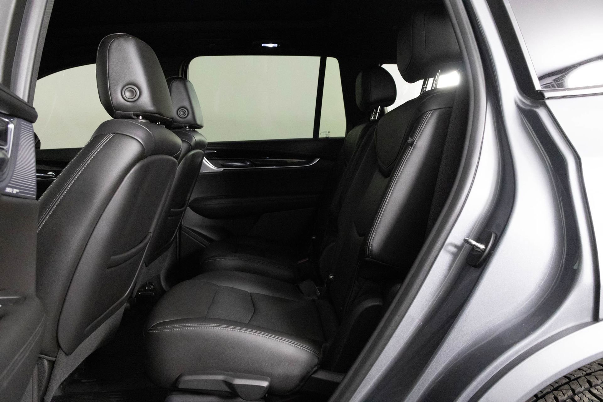 Used 2021 Cadillac XT6 Premium Luxury image 36