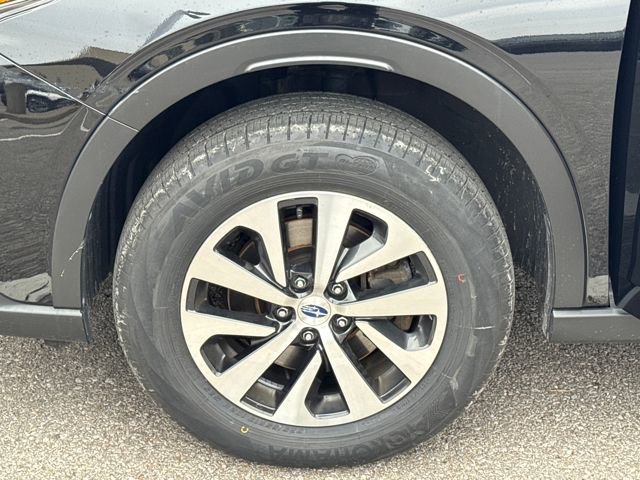 Used 2022 Subaru Outback Premium image 23
