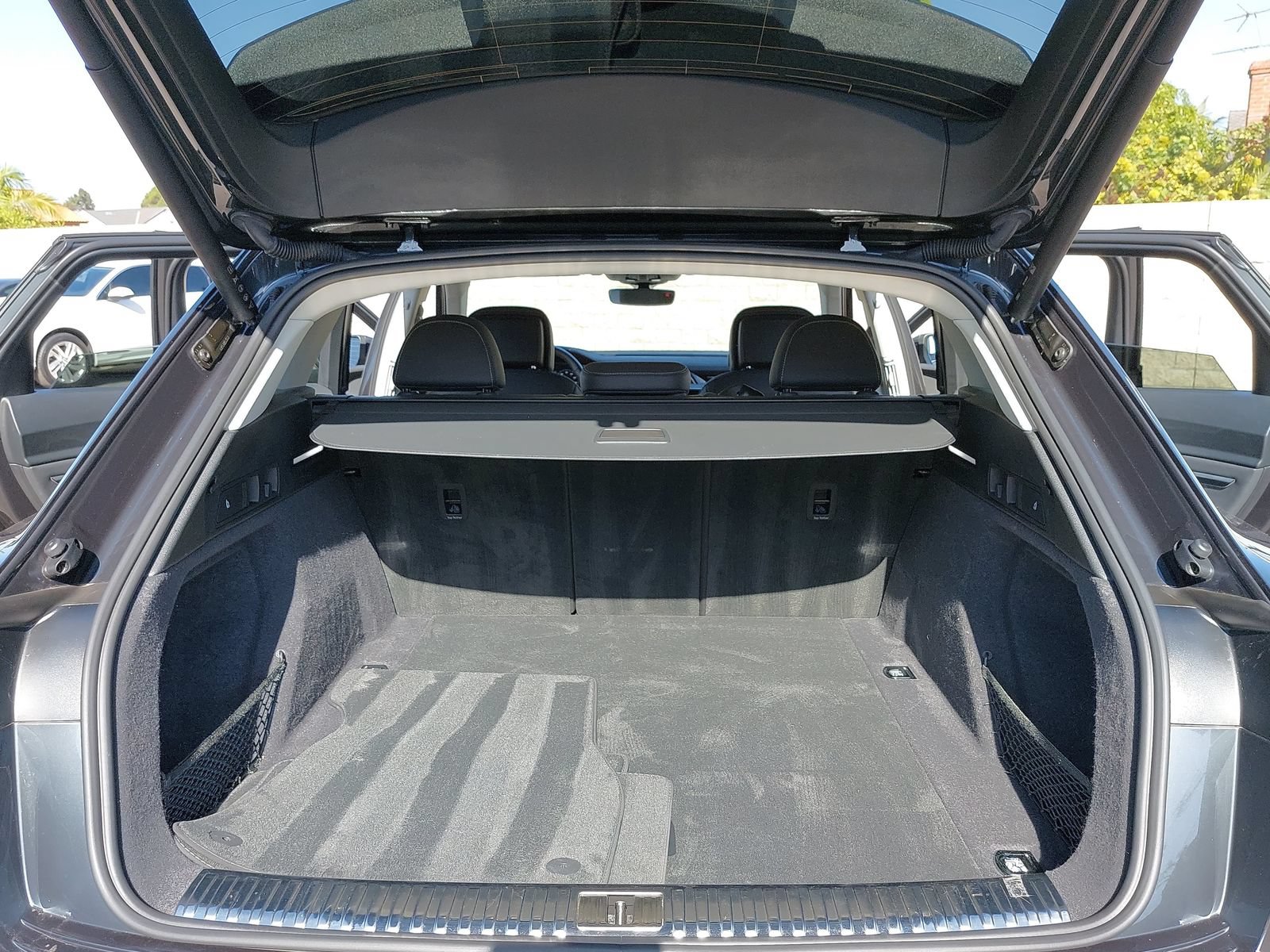 Used 2024 Audi Q8 e-tron Premium Plus AWD/4WD image 12