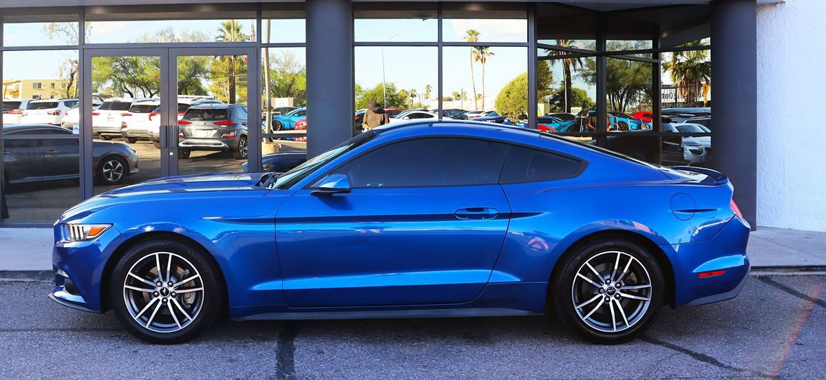 Used 2017 Ford Mustang Premium RWD image 8