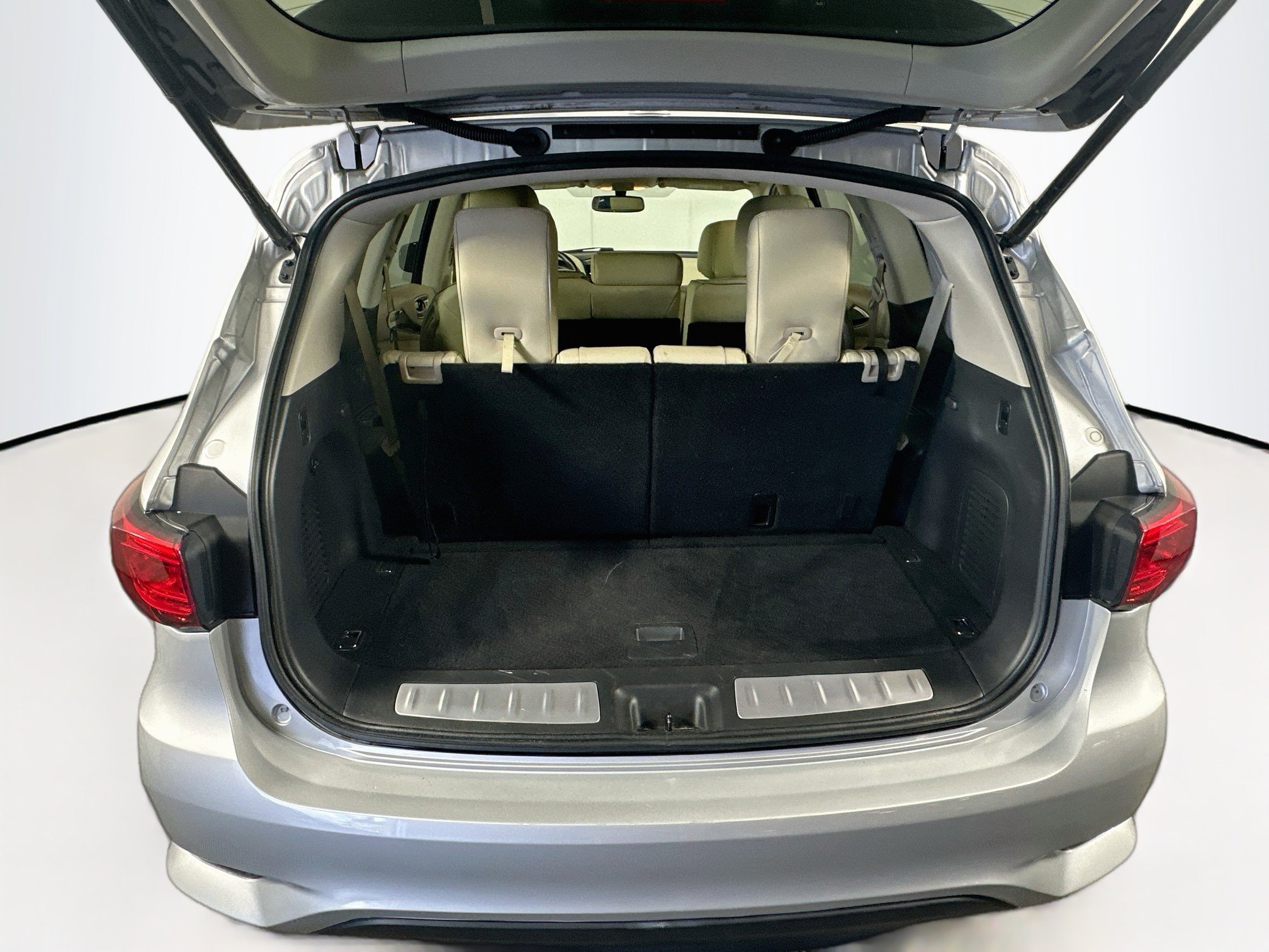 Used 2018 INFINITI QX60 FWD image 29